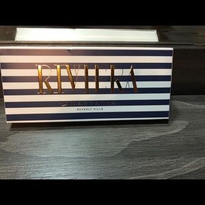 Anastasia Rivera pallet